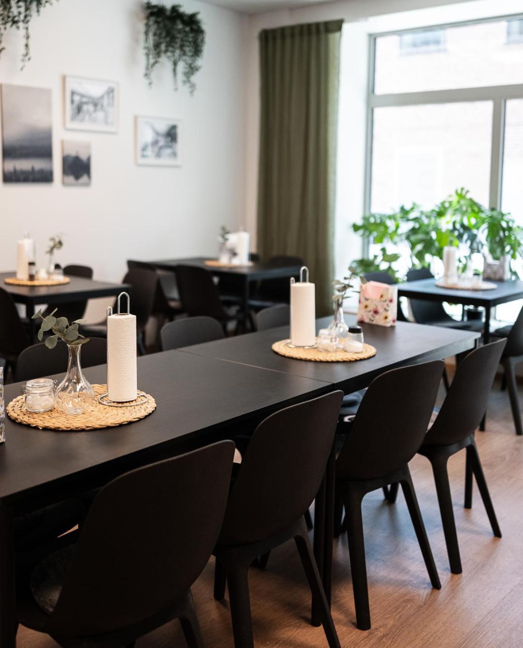 Ahlgrens Hotell Bed & Breakfast Gavle Exterior photo